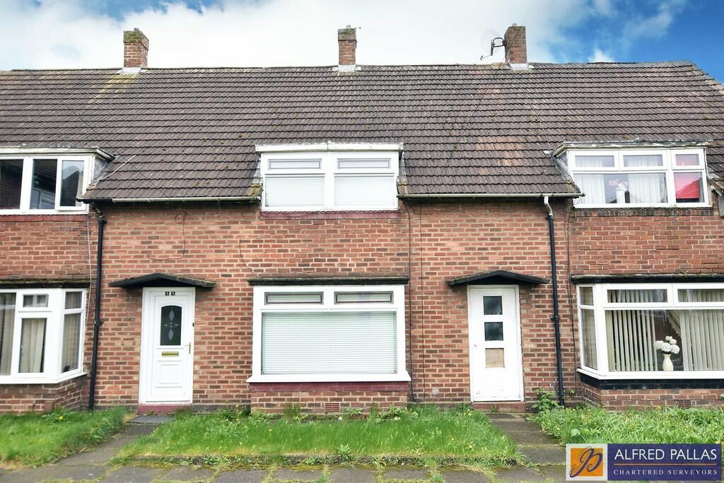 3 bedroom terraced house for sale in Cotswold Road, Hylton Castle , SR5