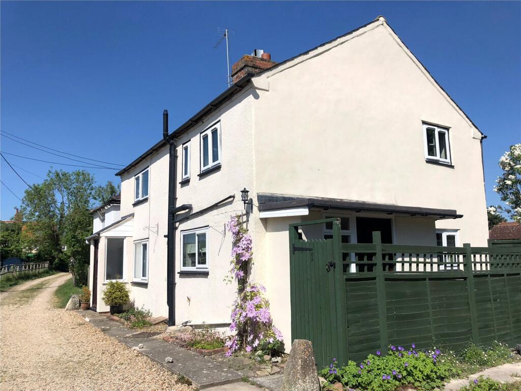 3 bedroom detached house for sale in Bakers Lane, East Hagbourne