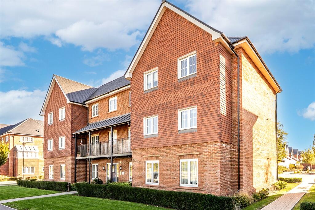 Main image of property: Franklin Gardens, Didcot, Oxfordshire, OX11