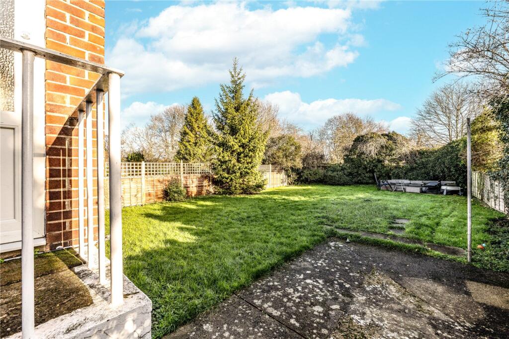 Main image of property: Wilcher Close, East Hagbourne, Didcot, Oxfordshire, OX11