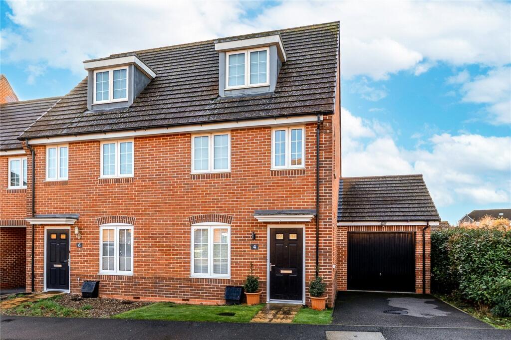 Main image of property: Diamond Drive, Didcot, Oxfordshire, OX11