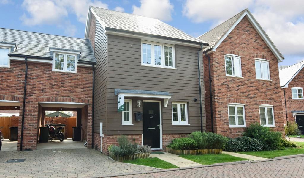 3 bedroom detached house for sale in Chailey Gardens, Blewbury, OX11