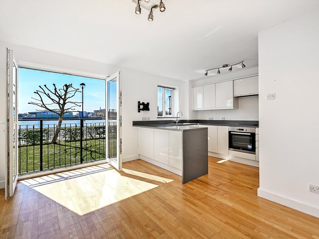 Main image of property: London, London, E14