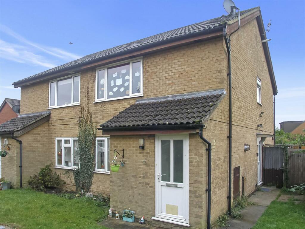 1 bedroom apartment for sale in Stortford, CM23