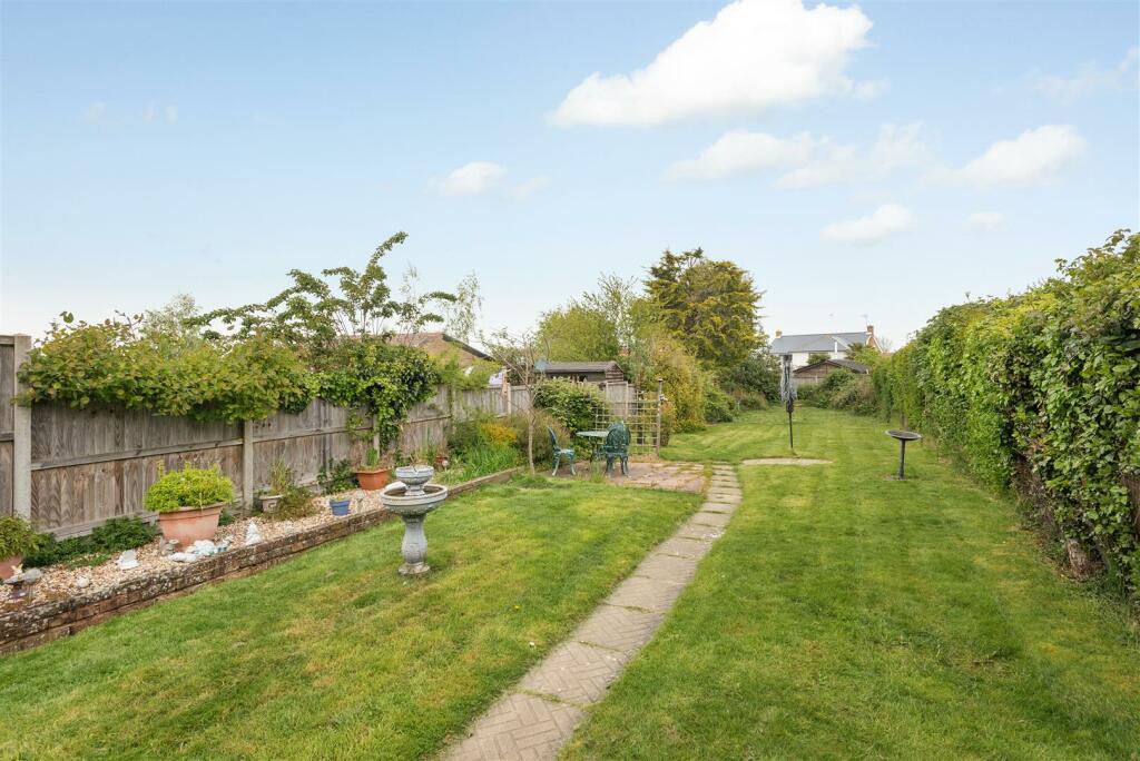 3 bedroom detached house for sale in Douglas Avenue, Whitstable, CT5