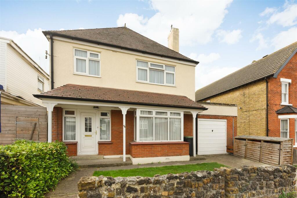 4 bedroom detached house for sale in Northwood Road, Tankerton