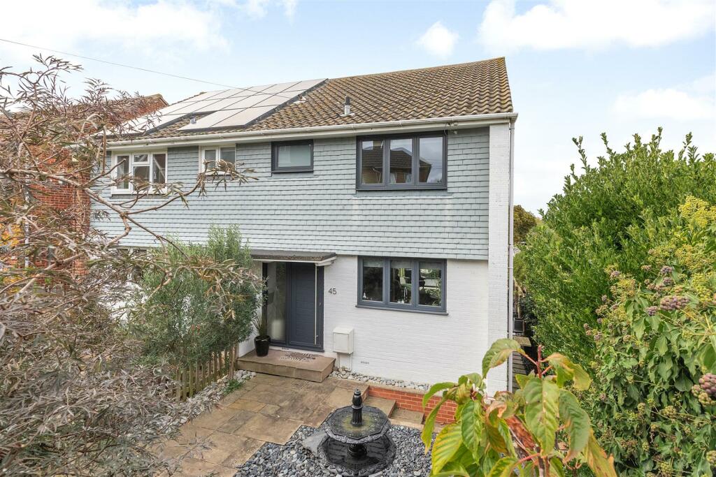 3 bedroom semidetached house for sale in West Cliff, Whitstable, CT5