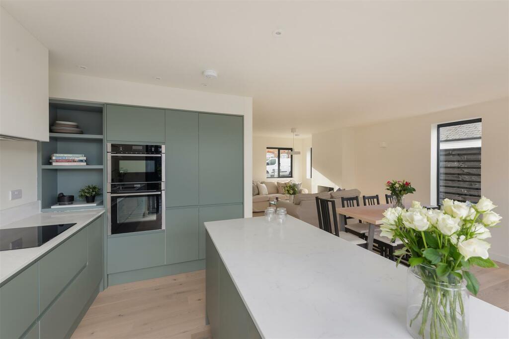 Additional property image - Hillview Road, Whitstable