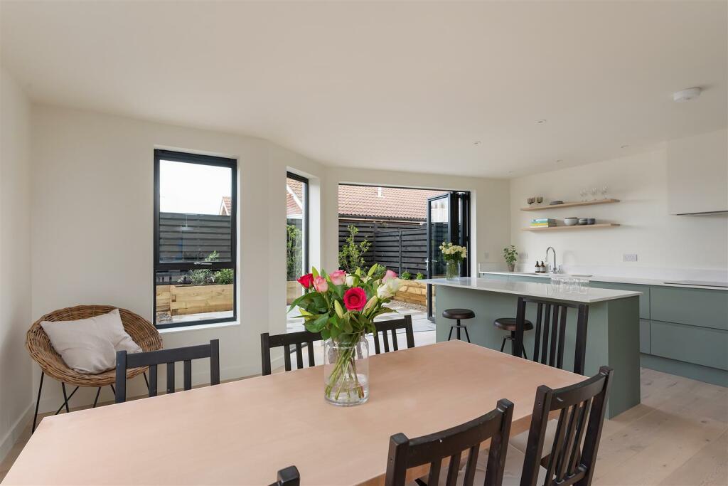 Additional property image - Hillview Road, Whitstable