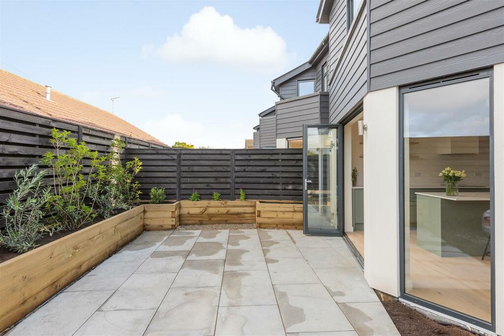 Additional property image - Hillview Road, Whitstable