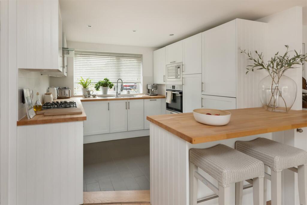 Additional property image - Graystone Road, Tankerton, Whitstable