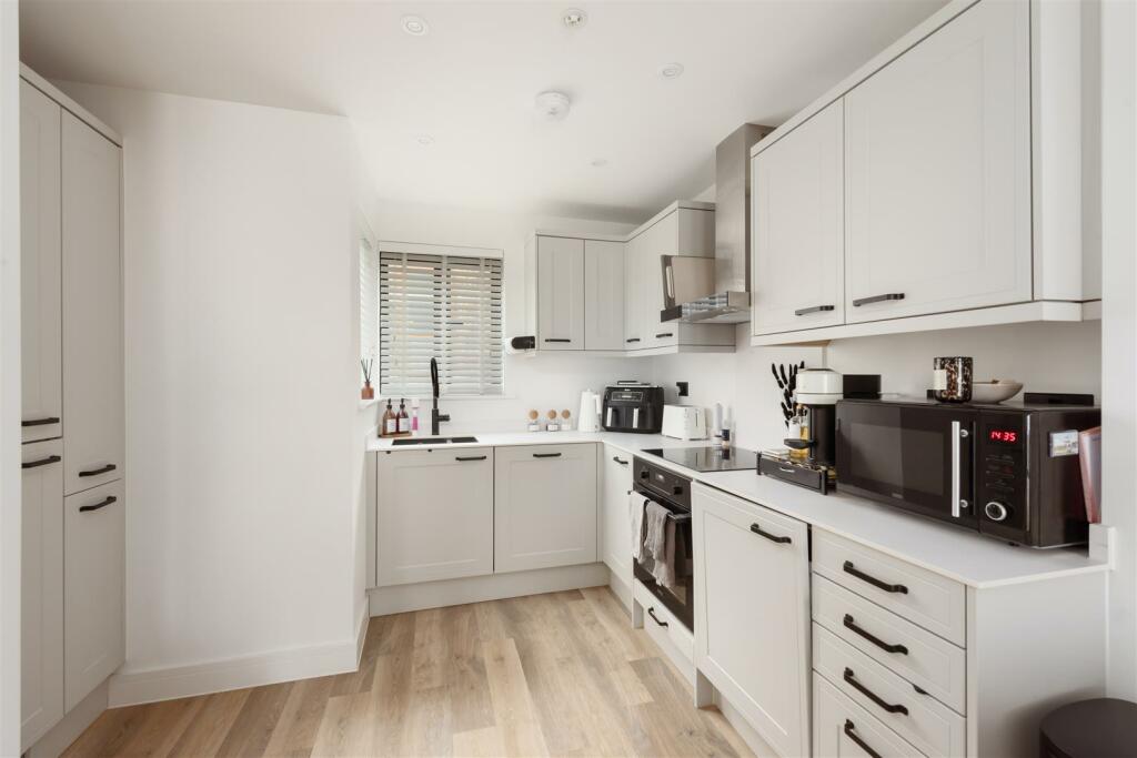 Additional image 3 of Sea Street, Whitstable