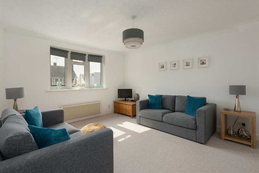 Additional property image - Tankerton Road, Whitstable