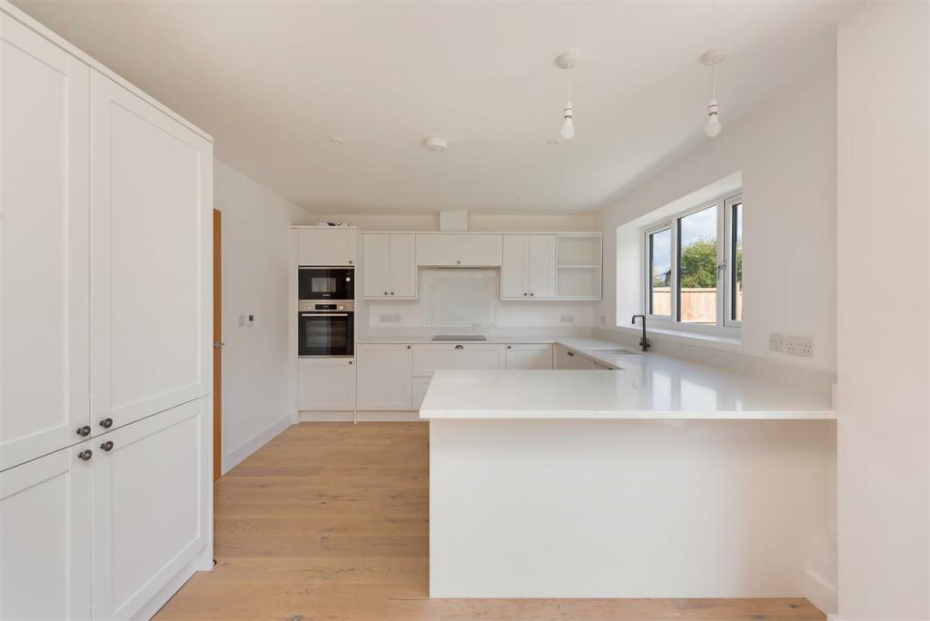 Additional property image - The Leas, Chestfield, Whitstable