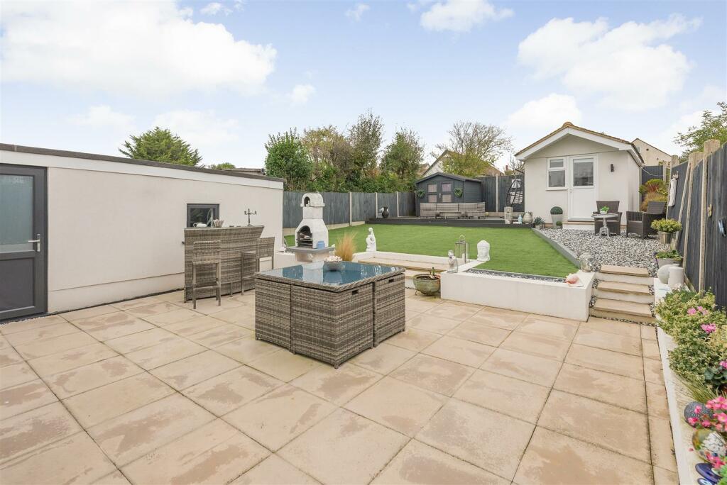 Additional property image - Hampton Pier Avenue, Hampton, Herne Bay