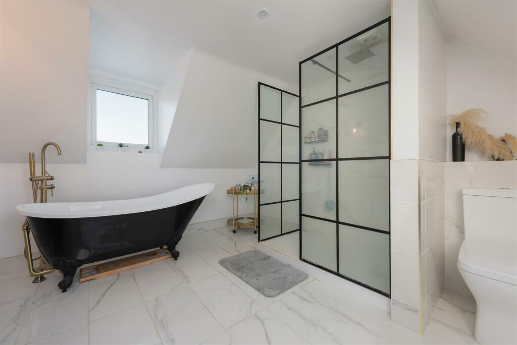 Additional property image - Ebbsfleet Lane North, Cliffsend, Ramsgate
