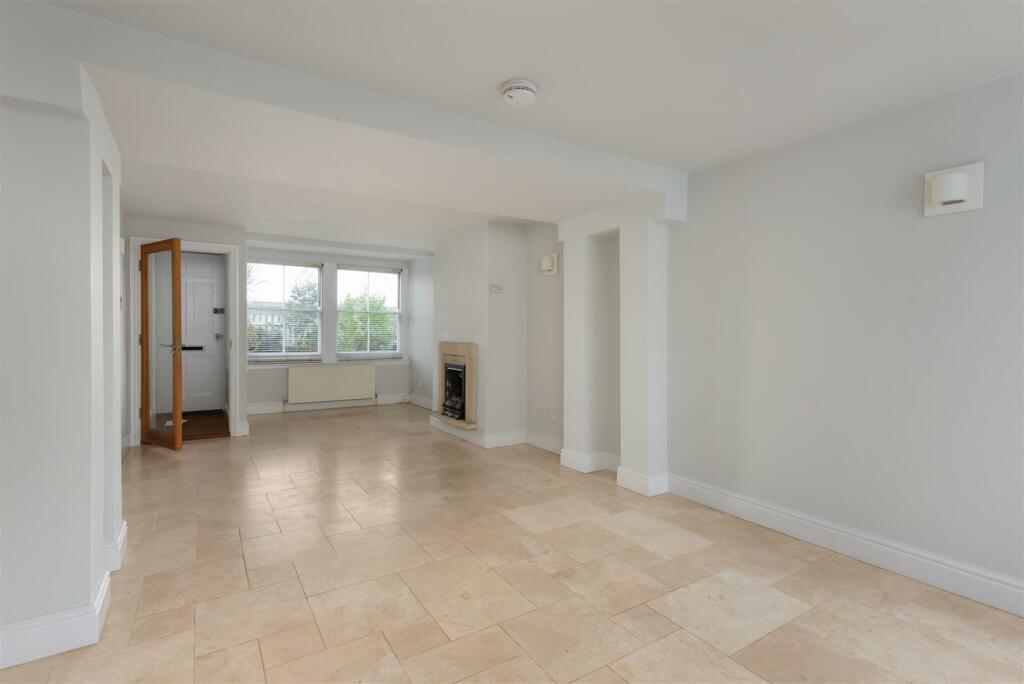 Additional property image - Marine Terrace, Whitstable