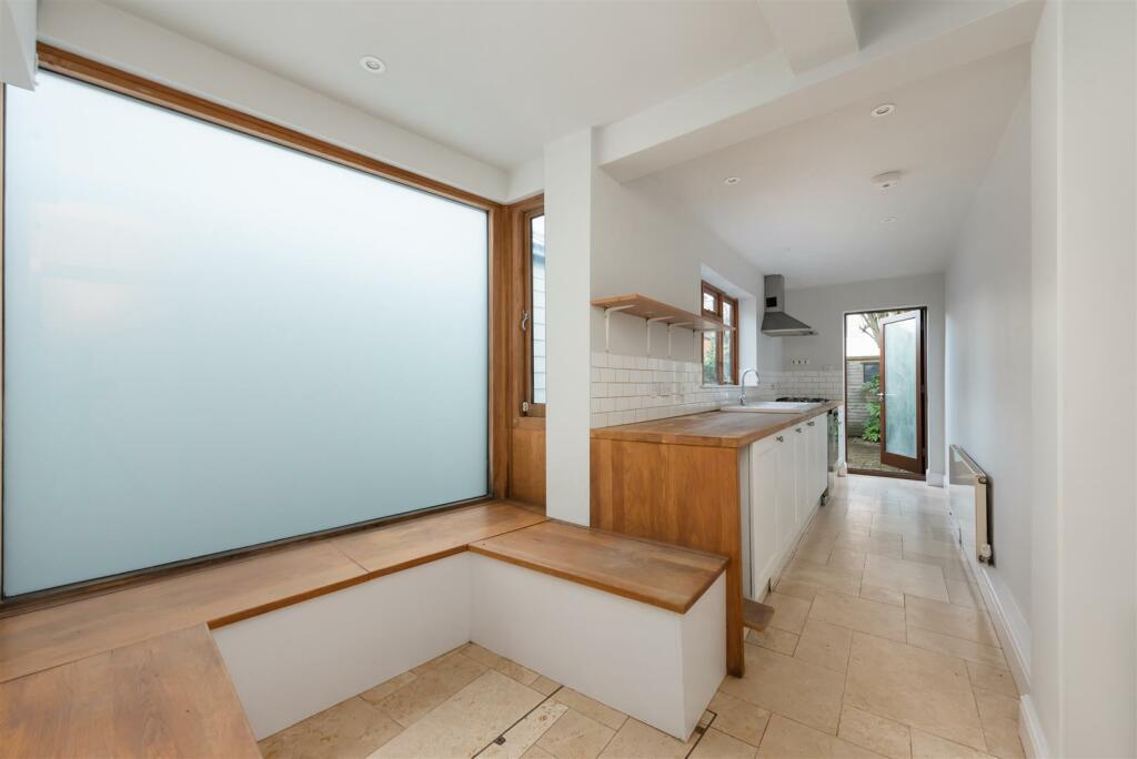 Additional property image - Marine Terrace, Whitstable