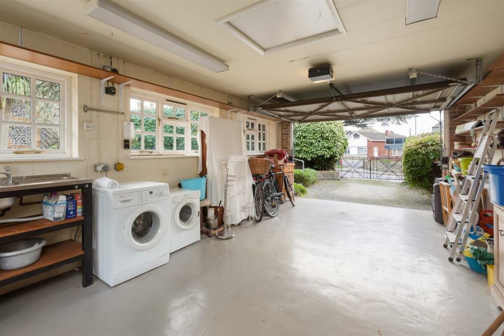 Additional property image - Tower Hill, Whitstable
