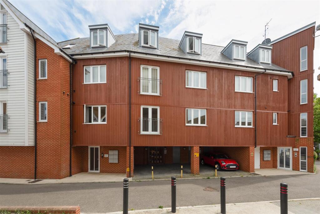 Main image of property: Regent Street, Whitstable