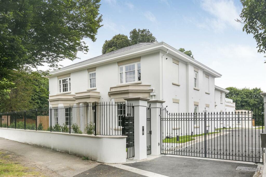 2 bedroom flat for rent in Totteridge Village, Totteridge, N20