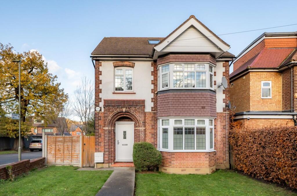 Main image of property: Cissbury Ring North, Woodside Park