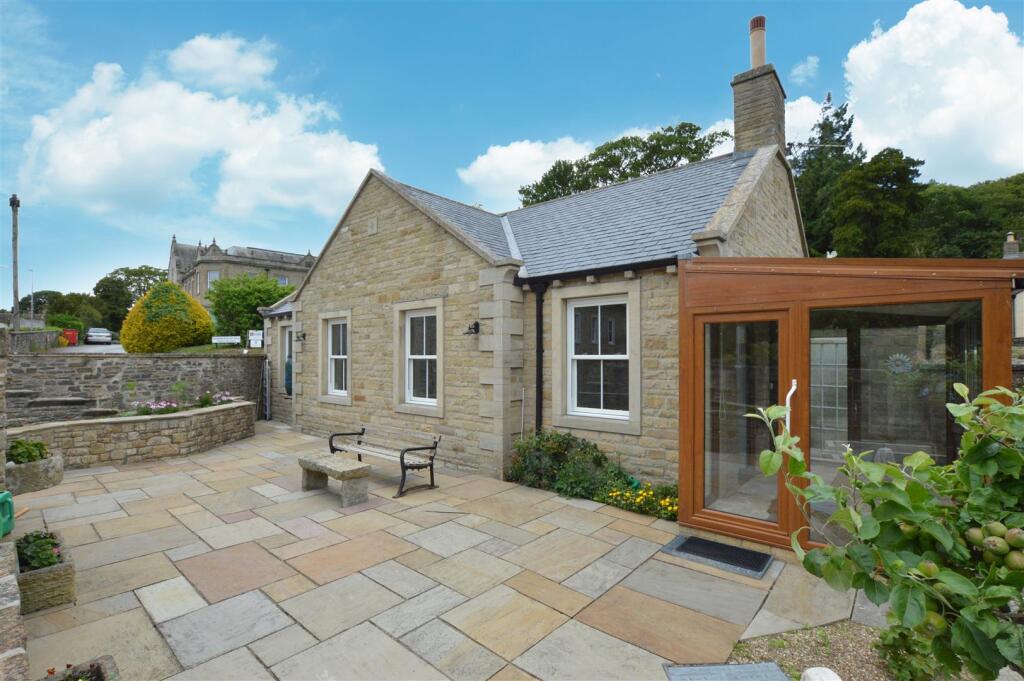 Main image of property: Thornborough Lodge, Moor Road, Leyburn