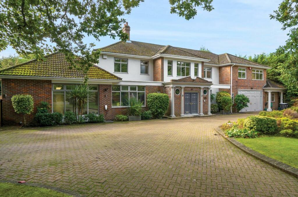 Main image of property: The Ridgeway, Cuffley