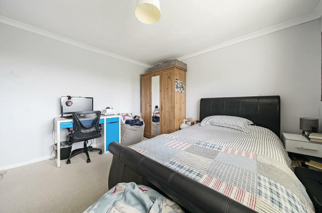 Additional property image - Bulls Lane, Welham Green