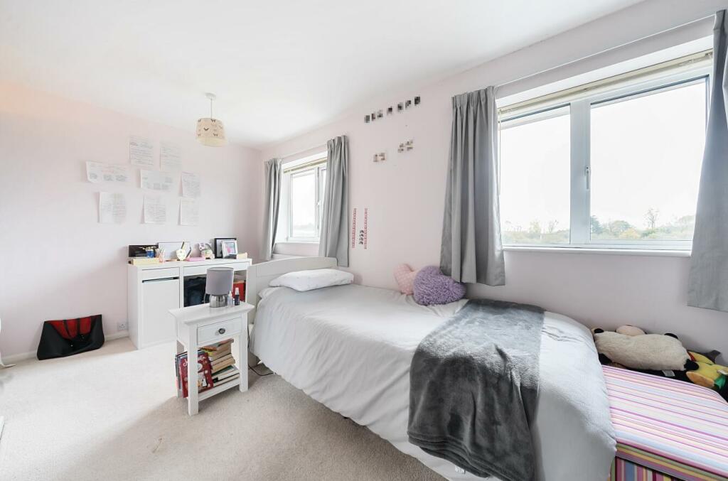 Additional property image - Bulls Lane, Welham Green