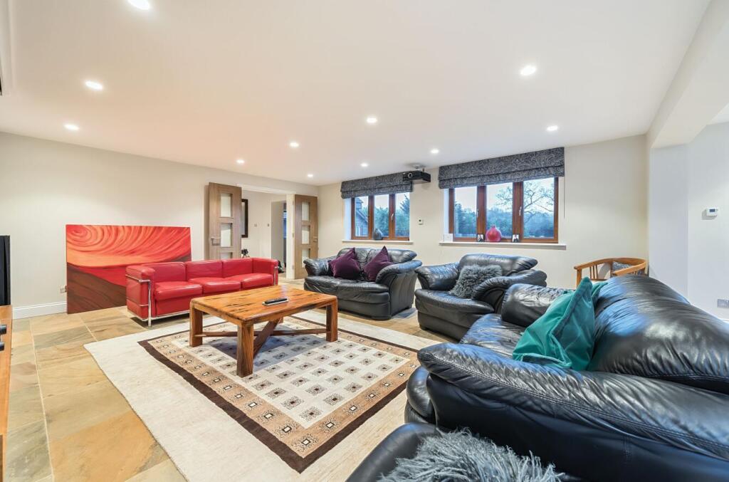 Additional property image - Bulls Lane, Brookmans Park