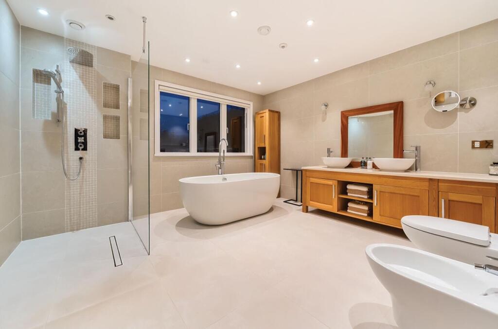 Additional property image - Bulls Lane, Brookmans Park
