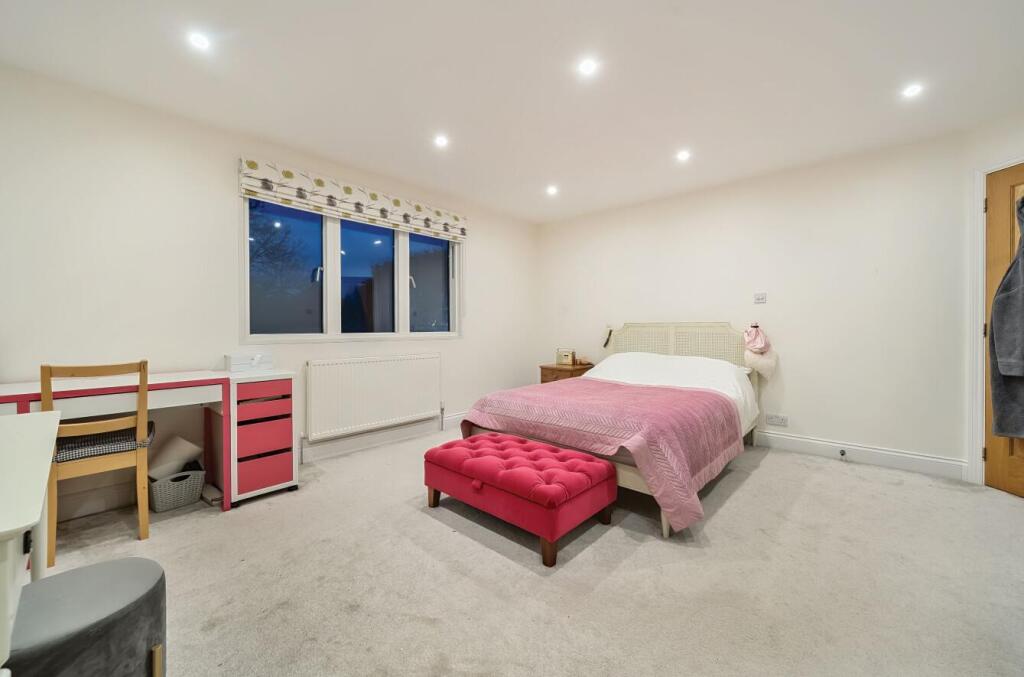 Additional property image - Bulls Lane, Brookmans Park