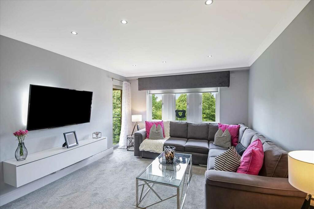 2 bedroom apartment for sale in Innes Court, Stewartfield, EAST