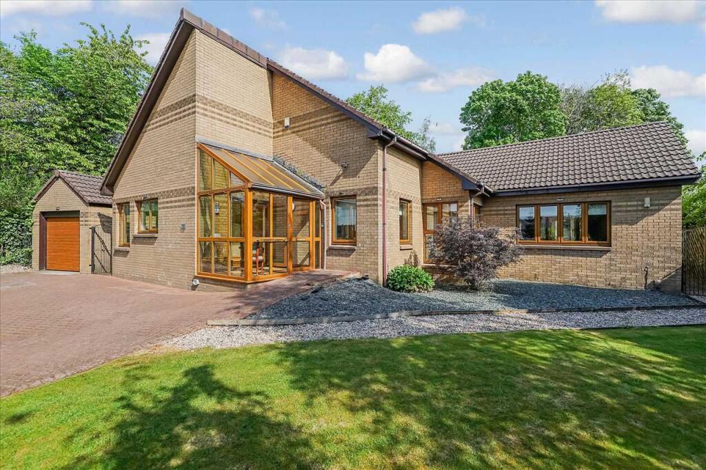 Main image of property: Threshold Park, Village, EAST KILBRIDE