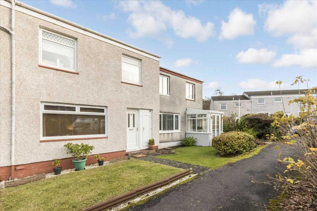 3 bedroom terraced house for sale in Sycamore Place, Greenhills, EAST