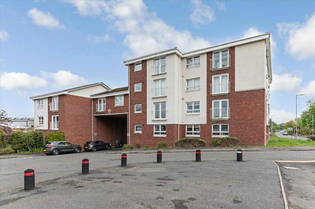 2 bedroom apartment for sale in Eaglesham Road, Hairmyres, Flat 3, EAST