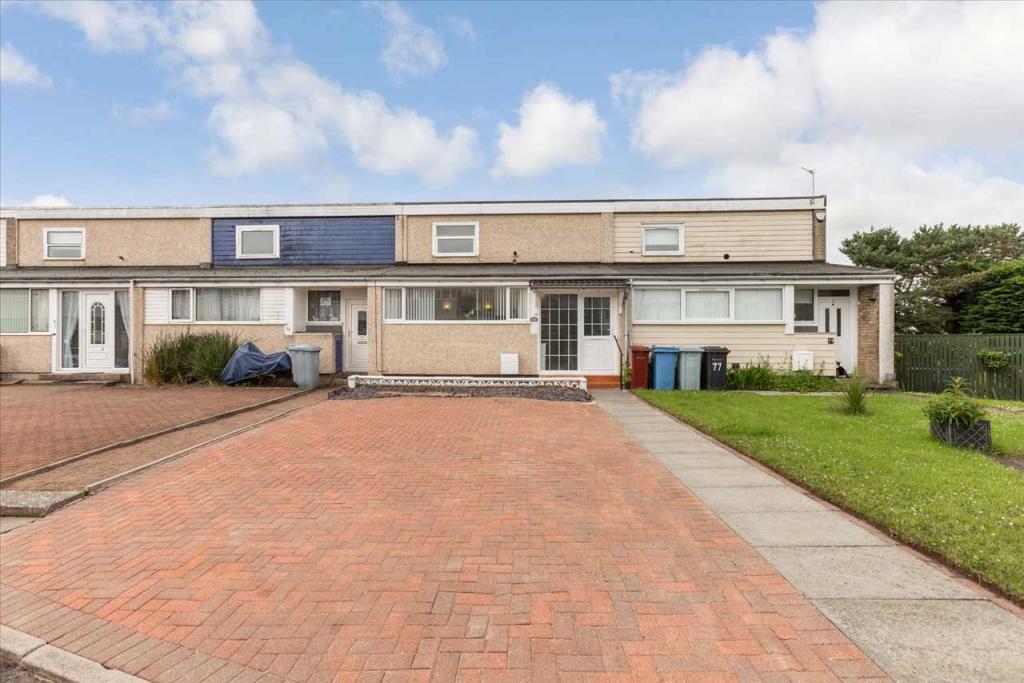 3 bedroom terraced house for sale in Windward Road, Westwood, EAST