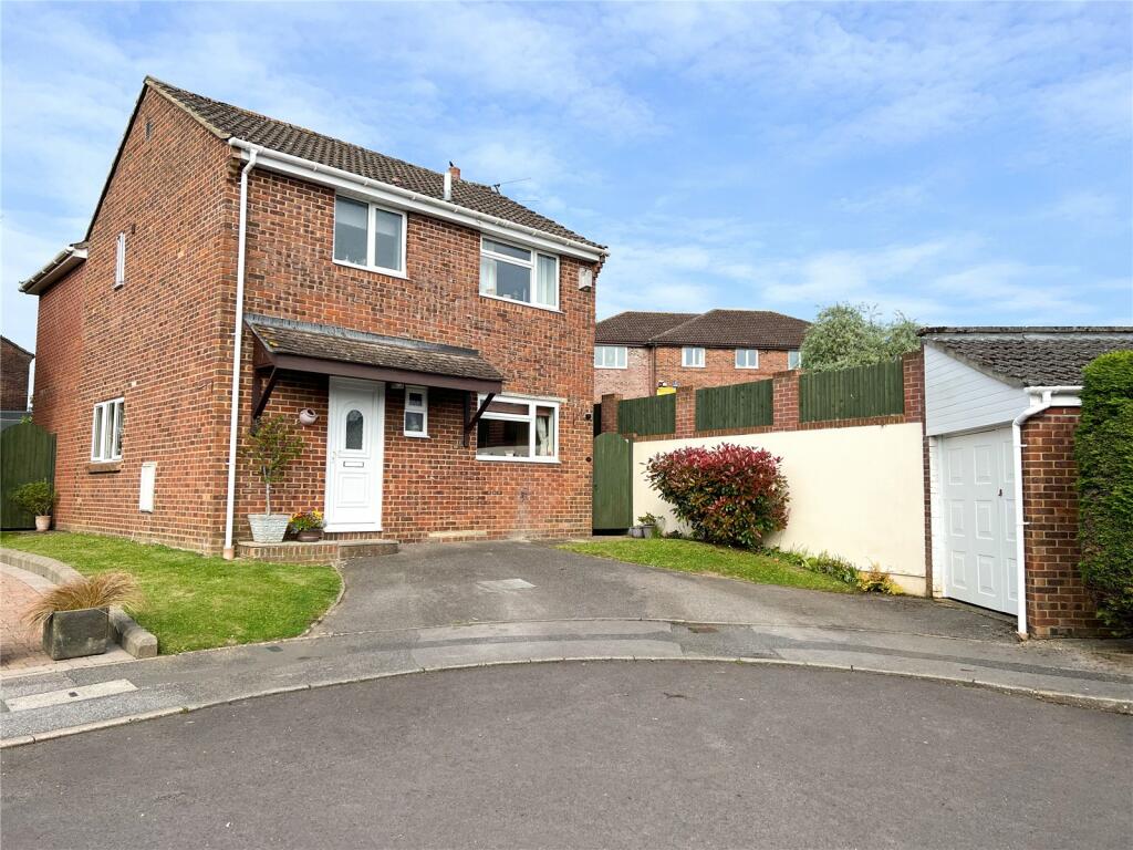 4 bedroom house for sale in Kingston Close, Blandford Forum, Dorset, DT11