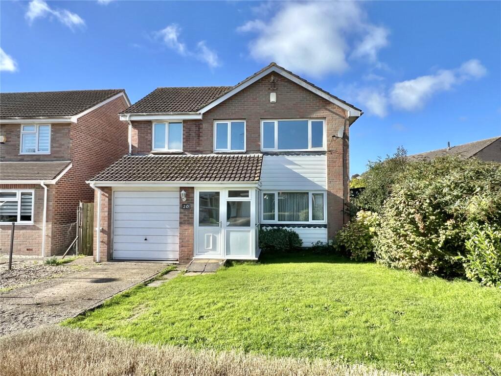 4 bedroom detached house
