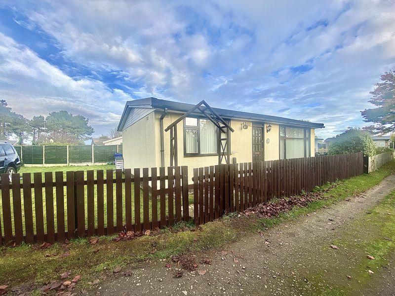 3 bedroom chalet for sale in 3RD Avenue, Humberston Fitties, DN36