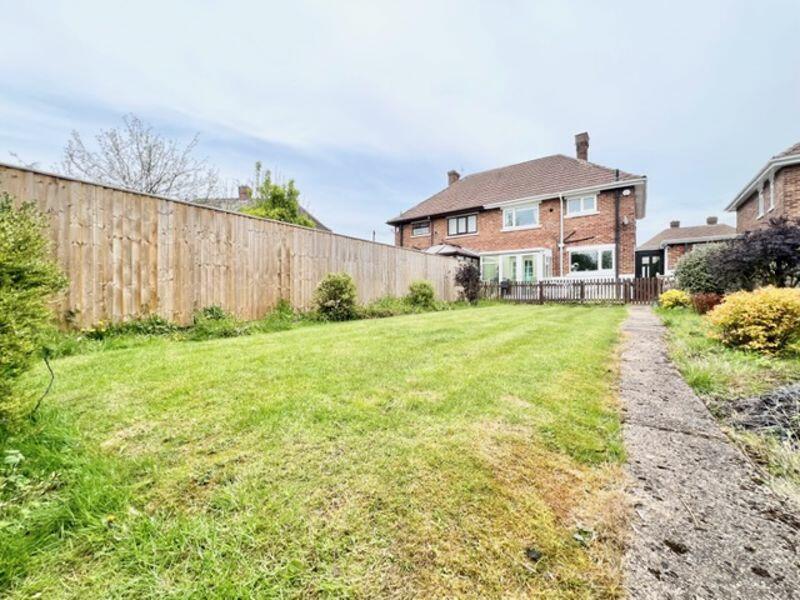 3 bedroom semidetached house for sale in Sandringham Road, Cleethorpes