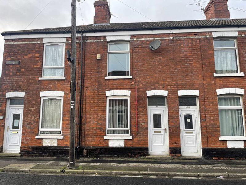 3 bedroom terraced house for sale in Weelsby Street, Grimsby, DN32
