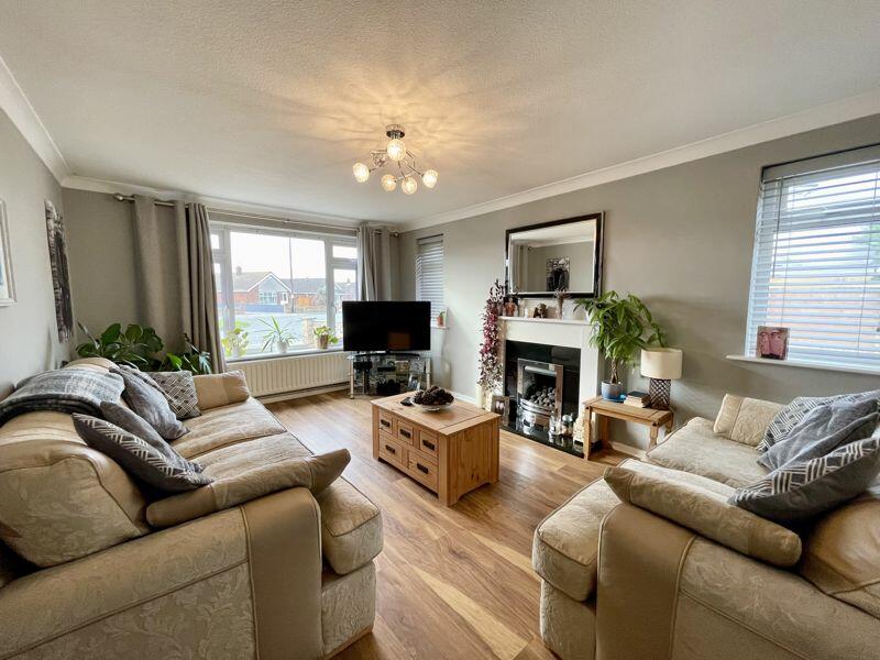 3 bedroom detached bungalow for sale in Loveden Court, Cleethorpes , DN35