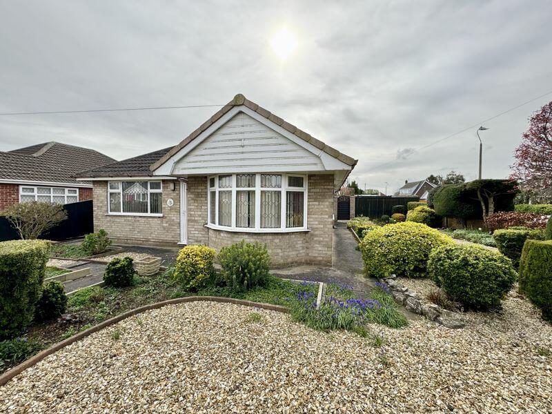 3 bedroom detached bungalow for sale in Inghams Road, Tetney, DN36