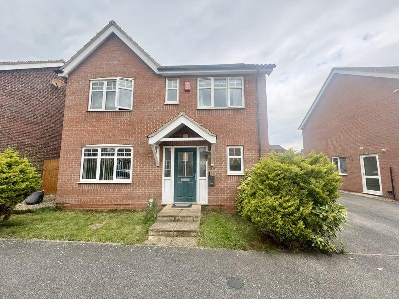 4 bedroom detached house for sale in Amberley Close, Scartho Park , DN33