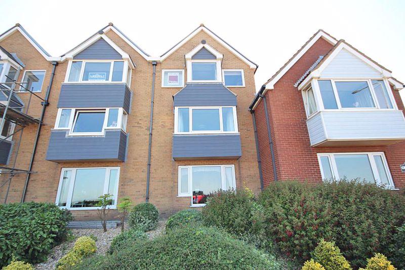 2 bedroom apartment for sale in Kingsway, Cleethorpes , DN35