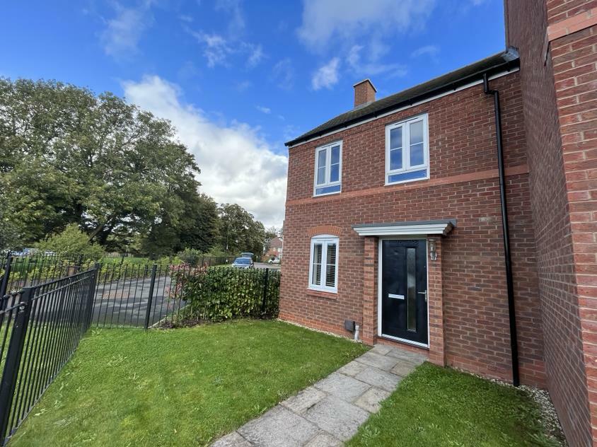 2 bedroom semidetached house for sale in Old Railway Mews, Swadlincote