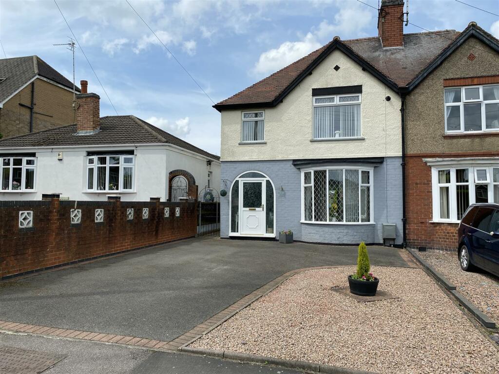 3 bedroom semidetached house for sale in Hartshorne Road, Woodville