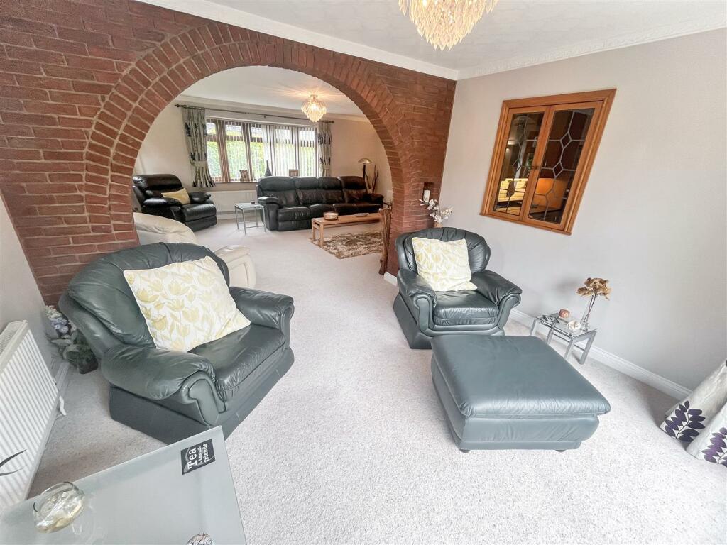 Additional property image - Church Street, Swadlincote